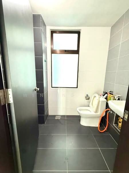 Servis Apartment untuk Dijual di Wave @ Marina Cove - Wenting Lee - Bathroom - PropertyGuru.com.my
