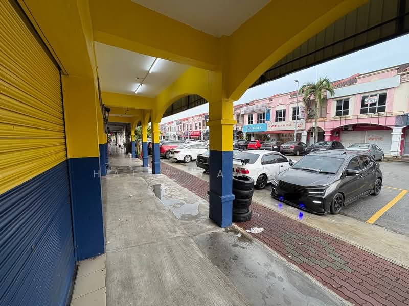 Shop / Office for Sale in Taman Semenyih Sentral (Semenyih) - Hafiz Yaacob - Exterior - PropertyGuru.com.my