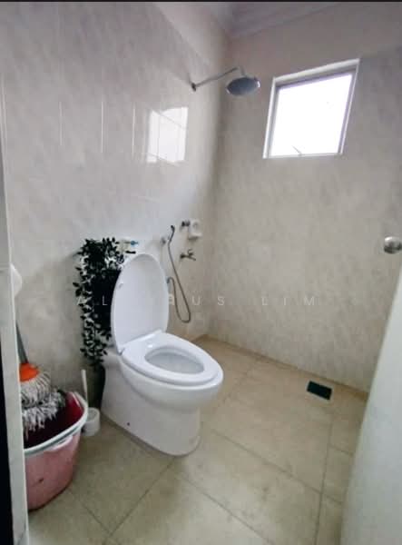 Rumah Teres 2.5 Tingkat untuk Dijual di Taman Sutera (Johor Bahru) - Alexius Lim - Bathroom - PropertyGuru.com.my