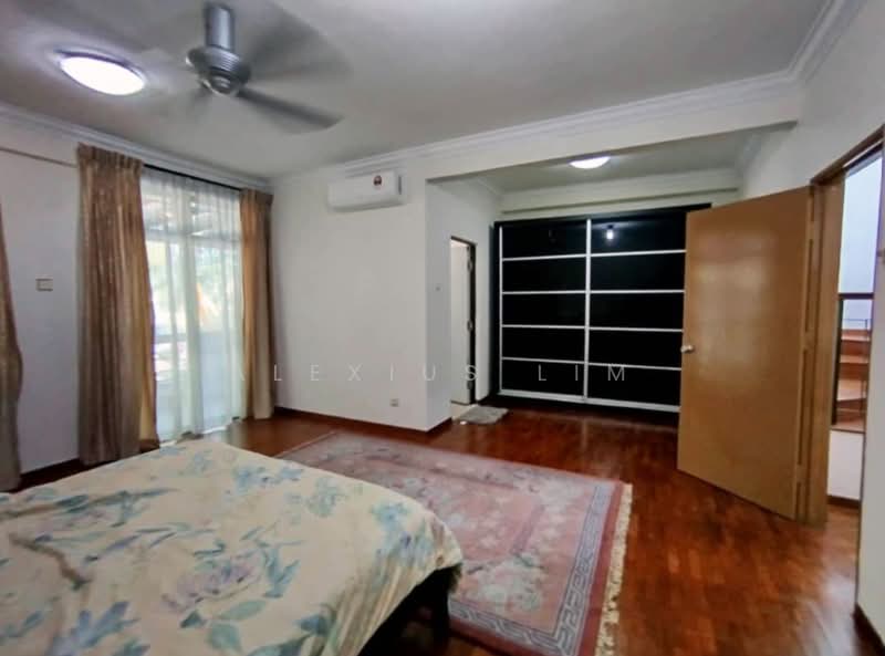 Rumah Teres 2.5 Tingkat untuk Dijual di Taman Sutera (Johor Bahru) - Alexius Lim - Bedroom - PropertyGuru.com.my