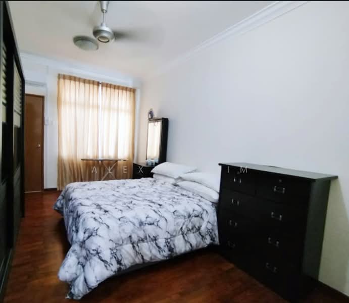 Rumah Teres 2.5 Tingkat untuk Dijual di Taman Sutera (Johor Bahru) - Alexius Lim - Bedroom - PropertyGuru.com.my