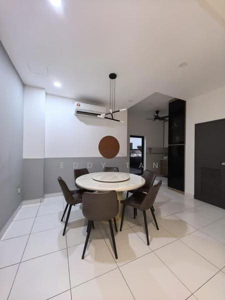 Rumah Teres 2-Tingkat untuk Dijual di Taman Nusa Idaman (Iskandar Puteri (Nusajaya)) - Eddy Tan - Dining Room - PropertyGuru.com.my