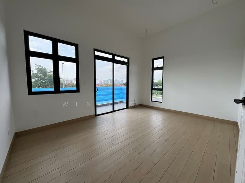Semi-Detached House for Sale in Bandar Uda Utama (Johor Bahru) - Wenting Lee - Balcony - PropertyGuru.com.my