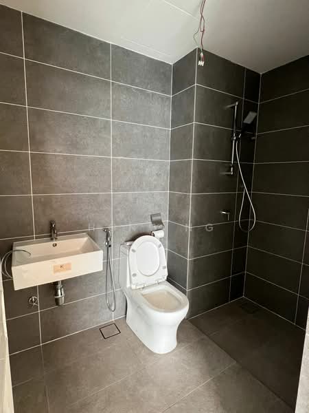 Service Residence for Rent at The Glenz @ Glenmarie - Hong Ng - Bathroom - PropertyGuru.com.my