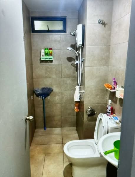 Servis Apartment untuk Disewa di KL Traders Square - Bernard Cheah - Bathroom - PropertyGuru.com.my