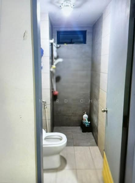 Servis Apartment untuk Disewa di KL Traders Square - Bernard Cheah - Bathroom - PropertyGuru.com.my