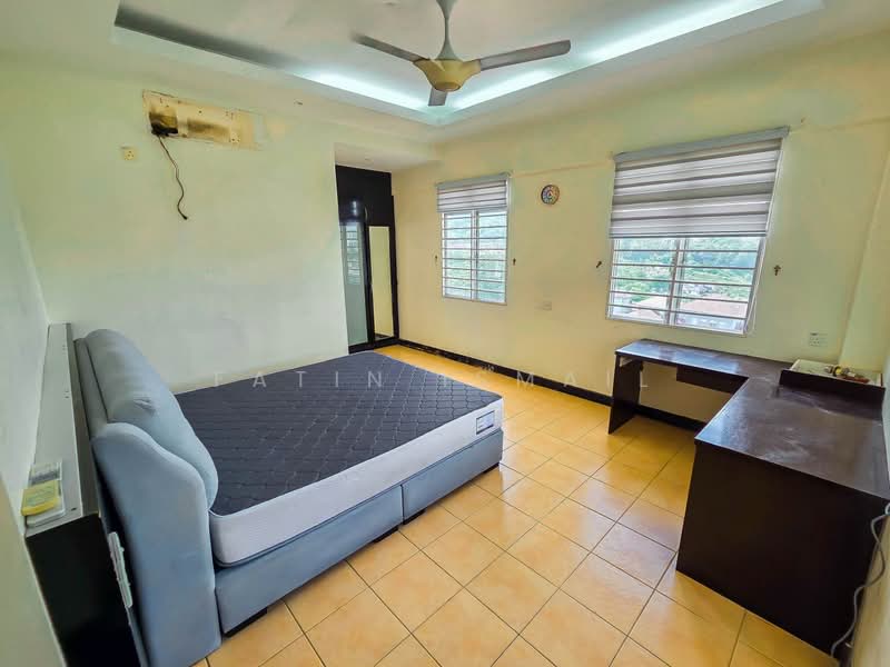 Condominium for Sale at Desa Villas - Fatin Ismail - Bedroom - PropertyGuru.com.my