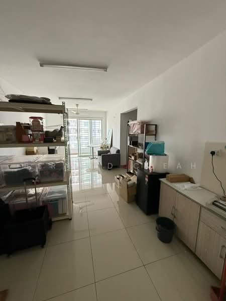 Servis Apartment untuk Disewa di Platinum Lake PV 21 - Bernard Cheah - Living Room - PropertyGuru.com.my