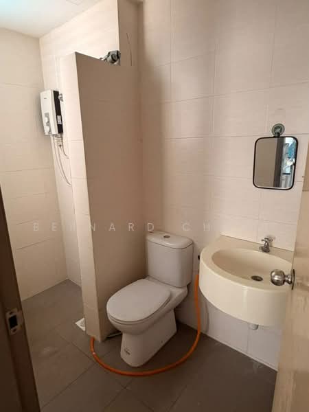 Servis Apartment untuk Disewa di Platinum Lake PV 21 - Bernard Cheah - Bathroom - PropertyGuru.com.my
