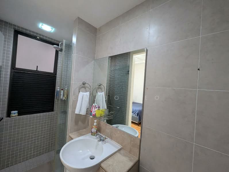Condominium for Rent at Ara Hill Condominium - Kenjjo Yeo - Bathroom - PropertyGuru.com.my
