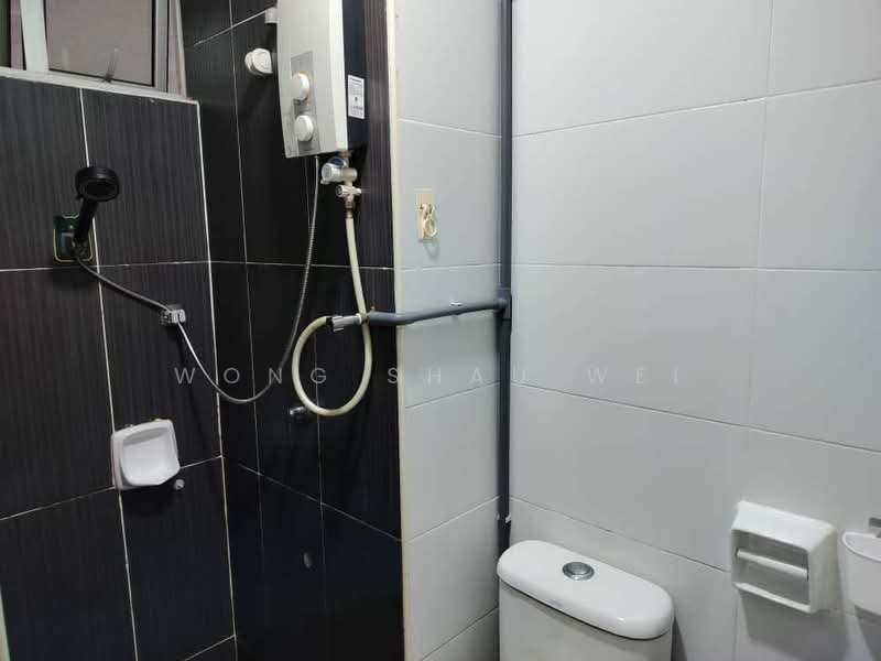 Service Residence for Rent at Larkin Heights - Wong Shau Wei - PropertyGuru.com.my