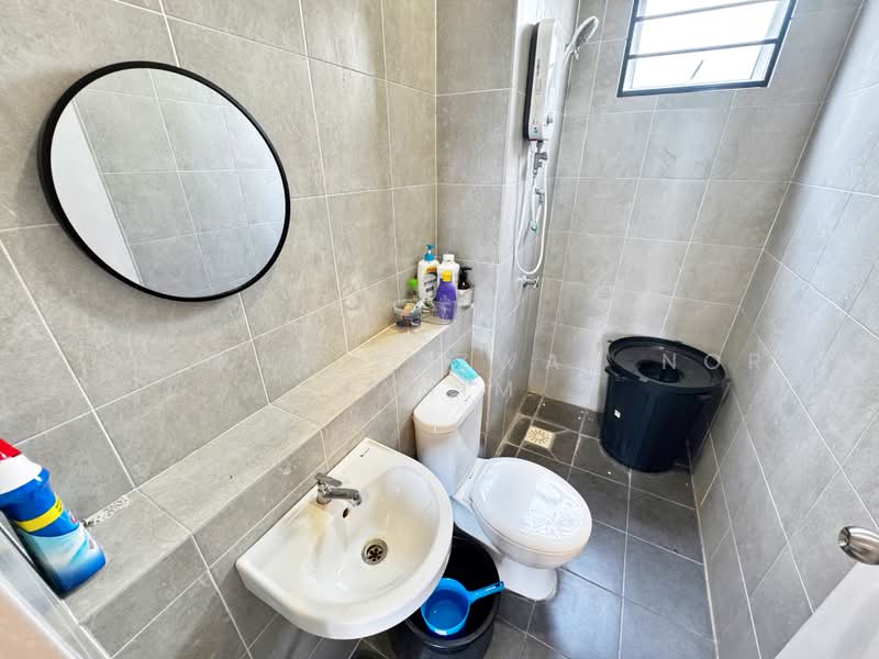 Kondominium untuk Disewa di Residensi Adelia 2 - Herman Sazwan Nor Rahim - Bathroom - PropertyGuru.com.my