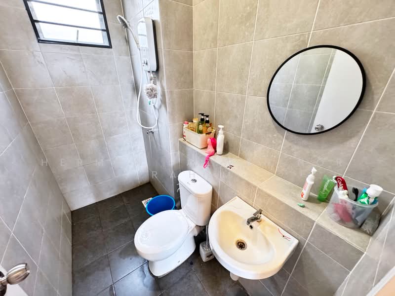 Kondominium untuk Disewa di Residensi Adelia 2 - Herman Sazwan Nor Rahim - Bathroom - PropertyGuru.com.my