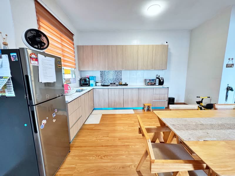 Kondominium untuk Disewa di Residensi Adelia 2 - Herman Sazwan Nor Rahim - Kitchen - PropertyGuru.com.my