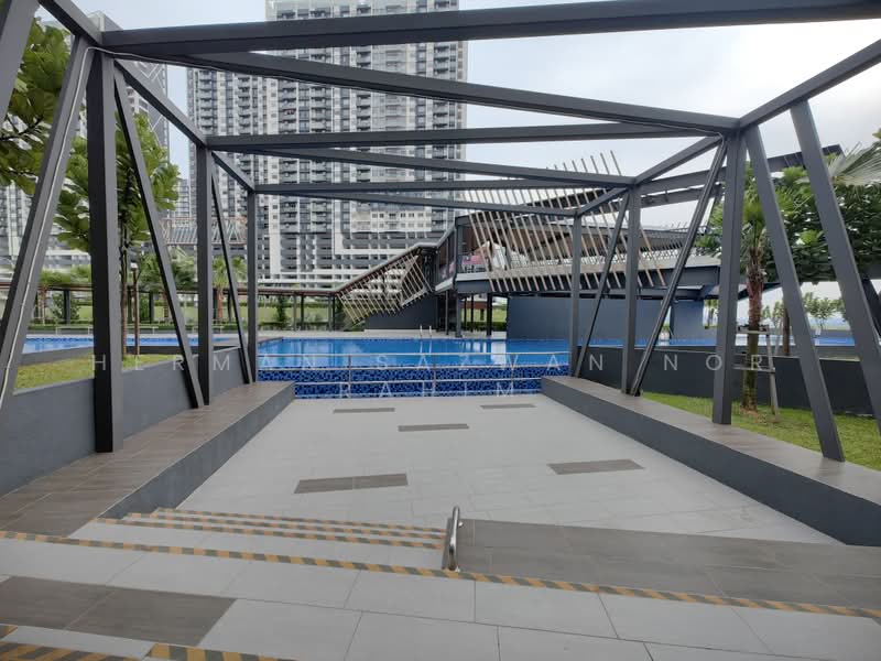 Kondominium untuk Disewa di Residensi Adelia 2 - Herman Sazwan Nor Rahim - Swimming Pool - PropertyGuru.com.my