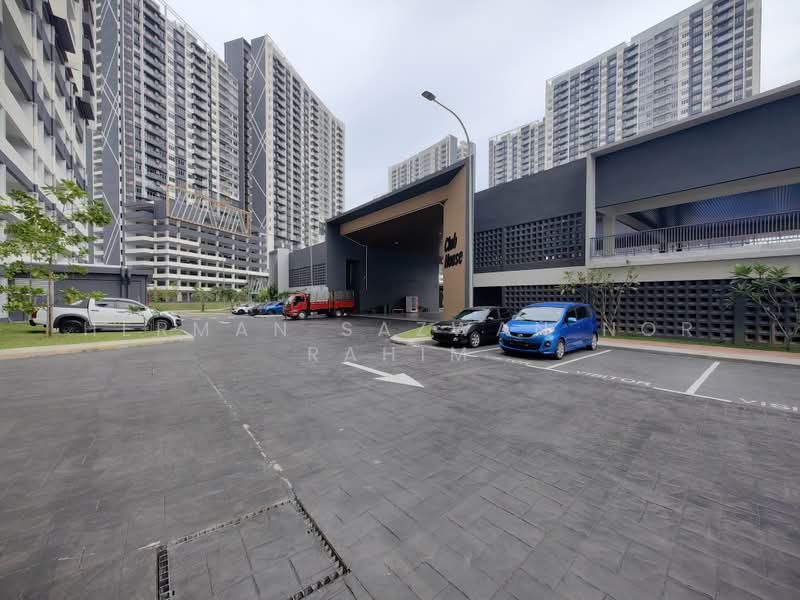 Kondominium untuk Disewa di Residensi Adelia 2 - Herman Sazwan Nor Rahim - Exterior - PropertyGuru.com.my