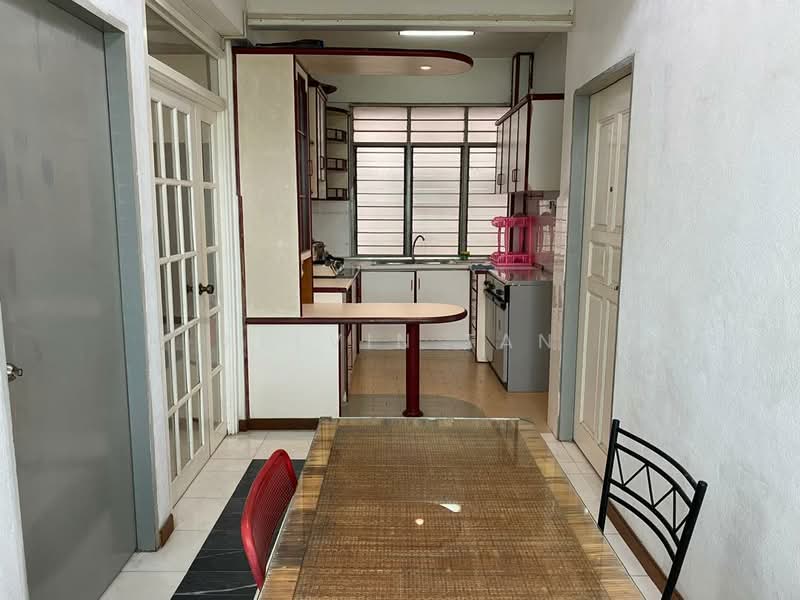 Rumah Flat untuk Disewa di Taman Bukit Jambul - Kelvin Tan - Kitchen - PropertyGuru.com.my
