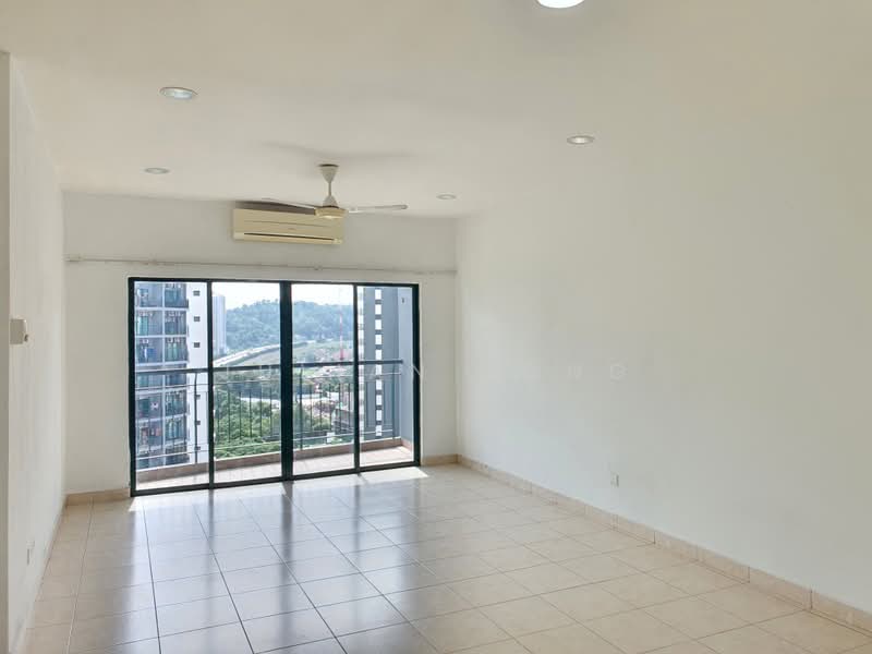 Kondominium untuk Dijual di Changkat View - Julian Tong - Living Room - PropertyGuru.com.my