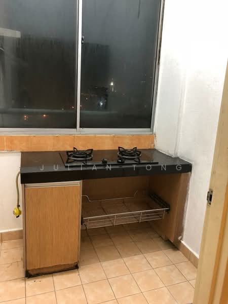 Kondominium untuk Dijual di Changkat View - Julian Tong - Kitchen - PropertyGuru.com.my