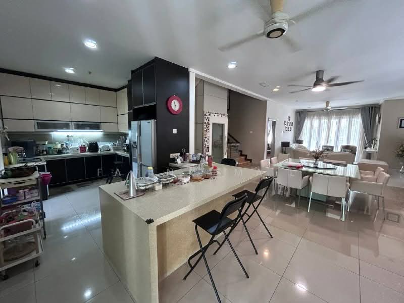 Rumah Teres 3 Tingkat untuk Dijual di Taman Melawati (Ulu Kelang) - Fatin Ismail - Kitchen - PropertyGuru.com.my