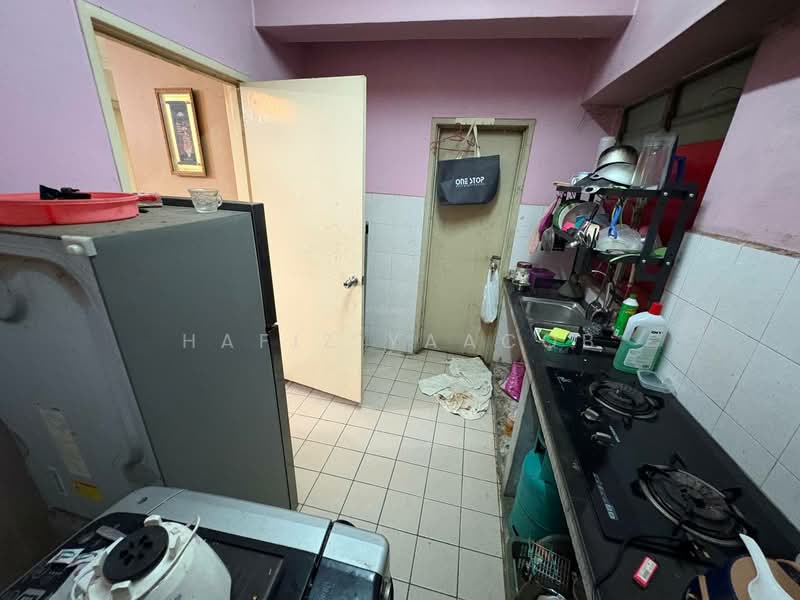 Apartment for Sale at Seri Ixora Apartment - Hafiz Yaacob - Kitchen - PropertyGuru.com.my