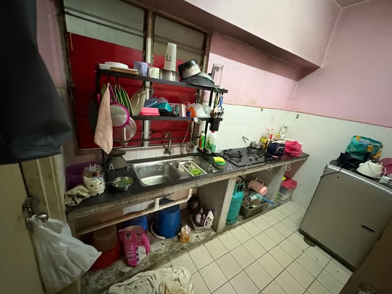 Apartment for Sale at Seri Ixora Apartment - Hafiz Yaacob - Kitchen - PropertyGuru.com.my