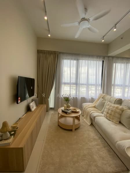 Servis Apartment untuk Disewa di SouthPlace Residences @ Tropicana Metropark - Adrian Goh - Living Room - PropertyGuru.com.my