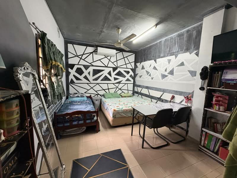 Bungalow for Sale in Taman Aisyah (Shah Alam) - Hafiz Yaacob - Bedroom - PropertyGuru.com.my