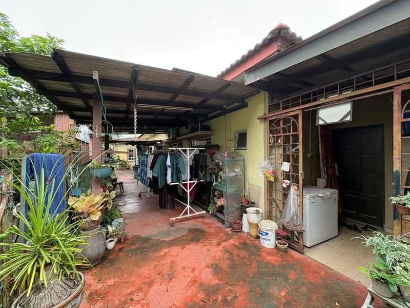 Bungalow for Sale in Taman Aisyah (Shah Alam) - Hafiz Yaacob - Exterior - PropertyGuru.com.my