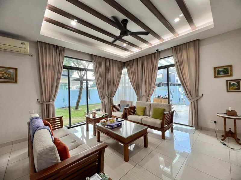 Rumah Berkembar untuk Dijual di Setia Eco Gardens (Gelang Patah) - Roselynn Chai - Living Room - PropertyGuru.com.my