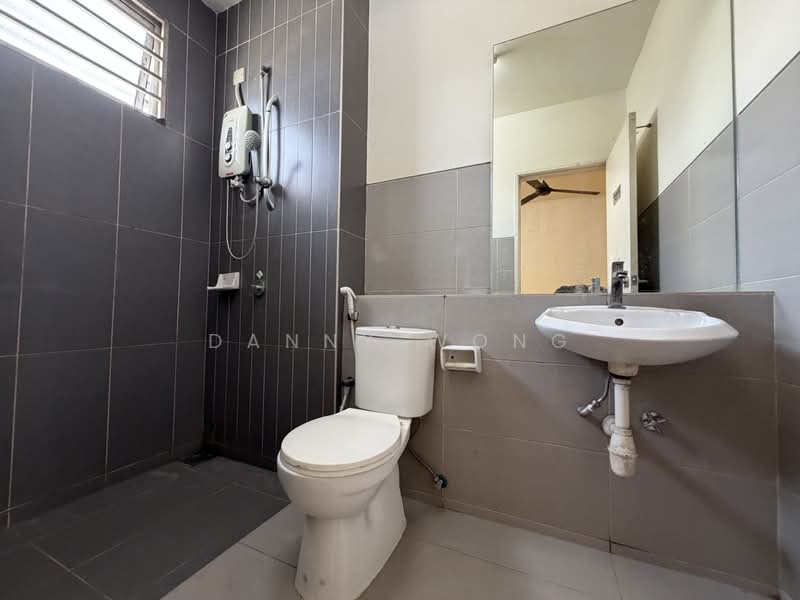 Rumah Teres 2 Tingkat untuk Dijual di Bandar Country Homes (Rawang) - Danny Wong - PropertyGuru.com.my