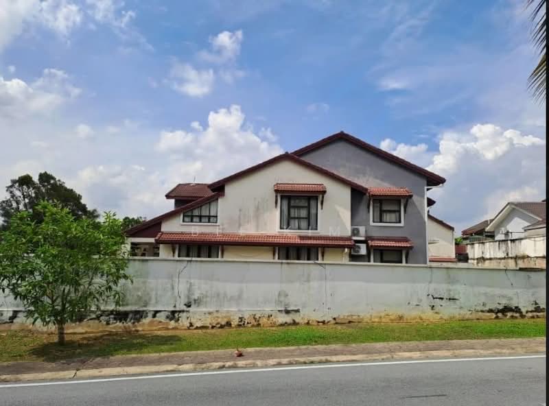 Bungalow for Sale in Subang Bestari (Shah Alam) - Bee Kim - Exterior - PropertyGuru.com.my