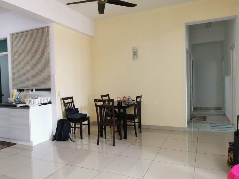 Kondominium untuk Dijual di Reflections Condominium - Kevin Lim - Dining Room - PropertyGuru.com.my