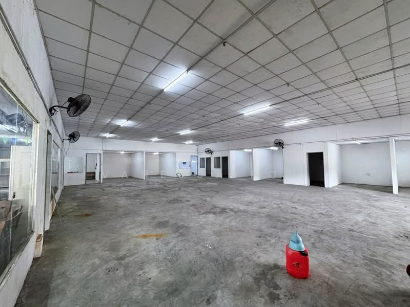 Retail Space for Rent in Tuaran (Sabah) - Vanessa Foh - Interior - PropertyGuru.com.my
