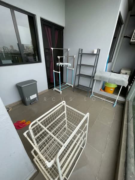 Servis Apartment untuk Dijual di D'Latour - Marcus Low - Balcony - PropertyGuru.com.my