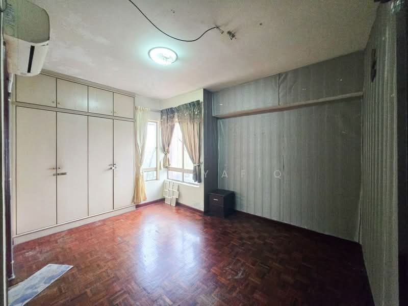 Condominium for Sale at Le Jardine Condominium - Zul Syafiq - Bedroom - PropertyGuru.com.my