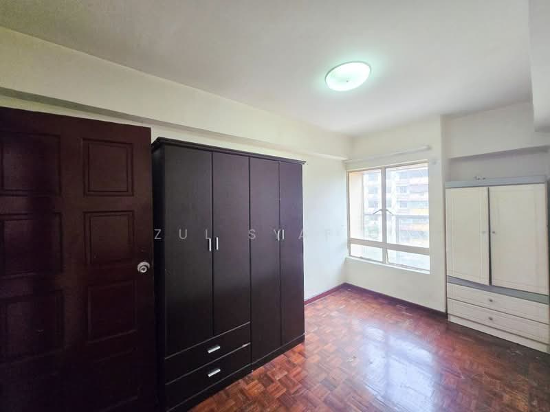 Condominium for Sale at Le Jardine Condominium - Zul Syafiq - Bedroom - PropertyGuru.com.my