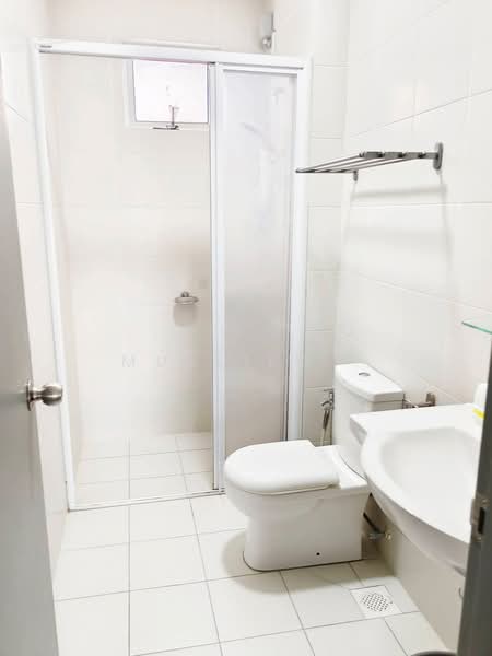 Service Residence for Rent at Meridin Bayvue Serviced Apartment - Muslieg . - PropertyGuru.com.my