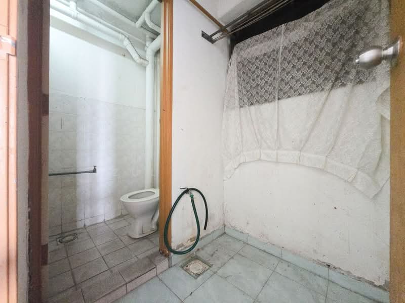 Pangsapuri untuk Dijual di Sri Penara - Zul Syafiq - Bathroom - PropertyGuru.com.my