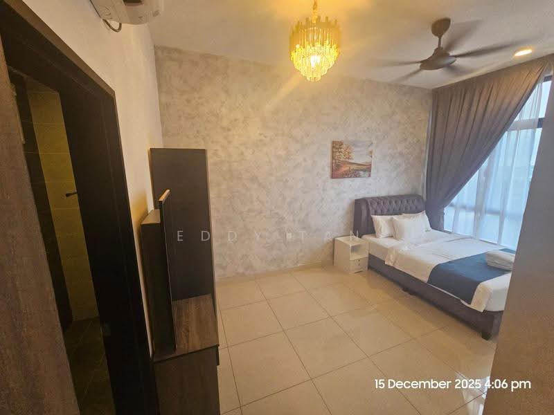 Kediaman Servis untuk Dijual di TriTower Residence @ Johor Bahru Sentral - Eddy Tan - Bedroom - PropertyGuru.com.my