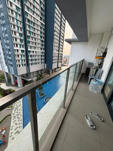 Servis Apartment untuk Disewa di TRIO By Setia - Bee Ang - Balcony - PropertyGuru.com.my