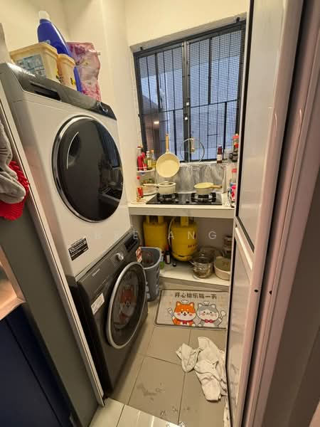 Servis Apartment untuk Disewa di TRIO By Setia - Bee Ang - Kitchen - PropertyGuru.com.my
