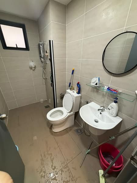 Servis Apartment untuk Disewa di TRIO By Setia - Bee Ang - Bathroom - PropertyGuru.com.my