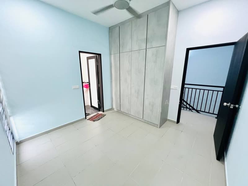 Semi-Detached House for Sale in Hulu Langat (Selangor) - Keasavan Hari Krishnan - PropertyGuru.com.my