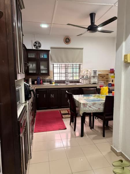 2-storey Terraced House for Sale in Taman Sutera (Kajang) - Fatin Ismail - Kitchen - PropertyGuru.com.my