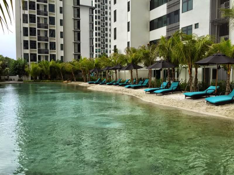 Kondominium untuk Disewa di LaCosta @ Sunway South Quay - Lee Su Li - Pool - PropertyGuru.com.my