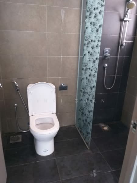 Service Residence for Sale at The Loft @ ZetaPark - KINKI CHAN - Bathroom - PropertyGuru.com.my