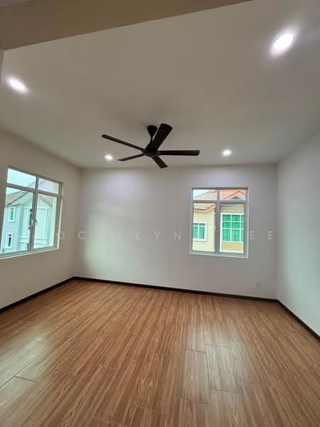 Rumah Teres 3 Tingkat untuk Disewa di Taman Green Lane (Jelutong) - Jocellynn Lee - PropertyGuru.com.my