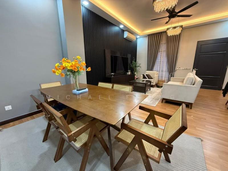 Rumah Teres 2-Tingkat untuk Disewa di Eco Grandeur (Puncak Alam) - Michael Foong - Dining Room - PropertyGuru.com.my