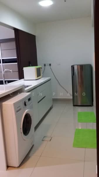 Servis Apartment untuk Disewa di Trefoil @ Setia City - Caden Phang - Kitchen - PropertyGuru.com.my